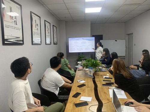 中哲咨詢PPT培訓與競賽圓滿落幕，第一名作品展現教育咨詢新視野